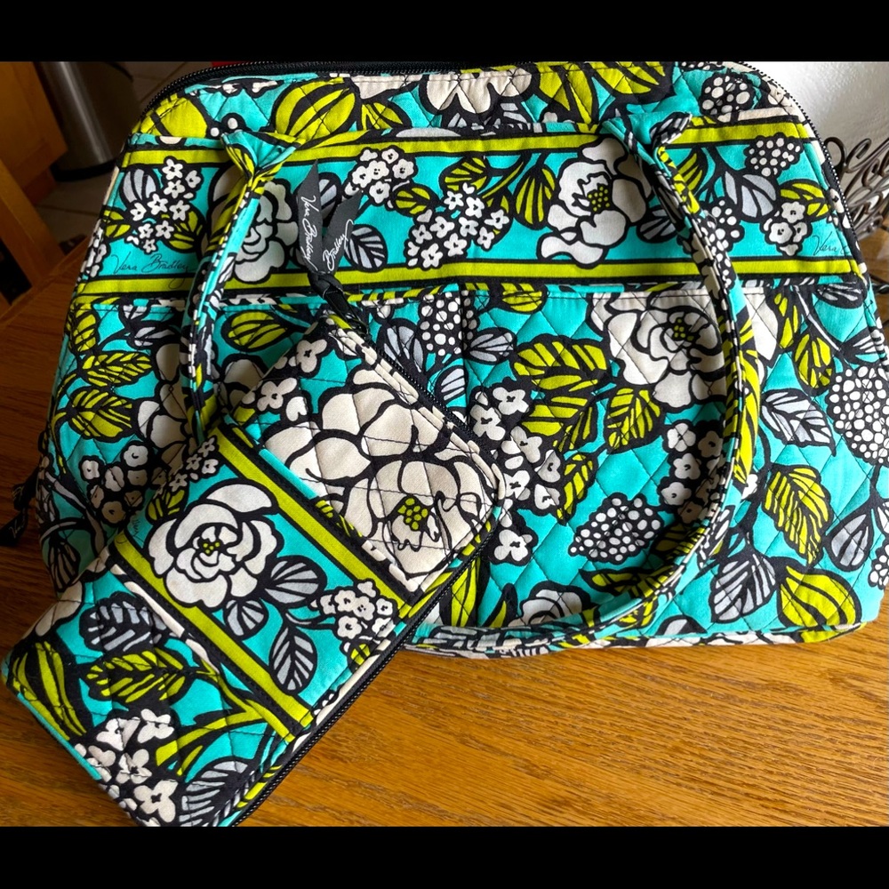 *Retired Pattern* Vera Bradley Island Bloom Bowler Purse w/matching Wallet